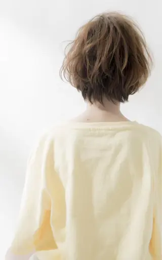 ショート 大久保 結加のヘアスタイル