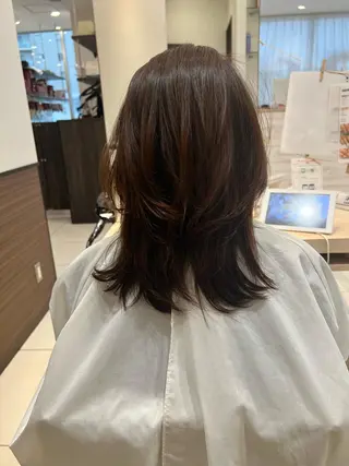 セミロング 〆田 幸子のヘアスタイル