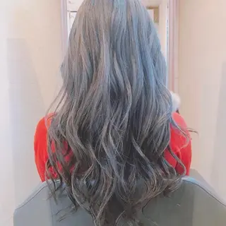 ロング カラー GRANDE アオキのヘアスタイル