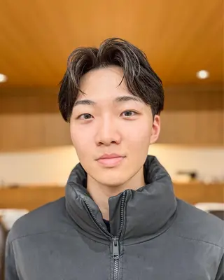 ショート メンズ 【メンズ縮毛矯正】 FILMS  軍司のヘアスタイル