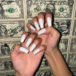 ネイル Beauty Salon amour所属・Seven's / NANAのネイルデザイン