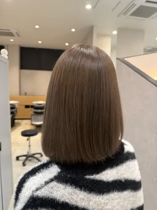 カラー 馬場 美咲のヘアスタイル
