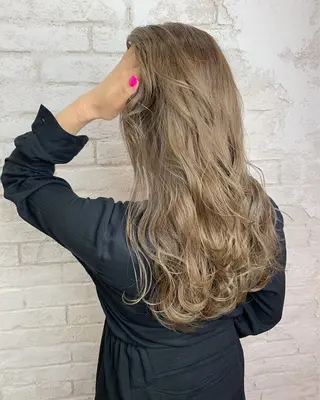 ロング カラー ヘアアレンジ boutique misakiのヘアスタイル