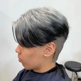 ショート カラー メンズ ハイトーンニュアンス 毛流れシャドウパーマのヘアスタイル