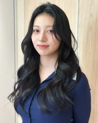 ロング SENJYU所属・貴方以上に貴方の髪を 想う🌕野口昴夢のヘアスタイル