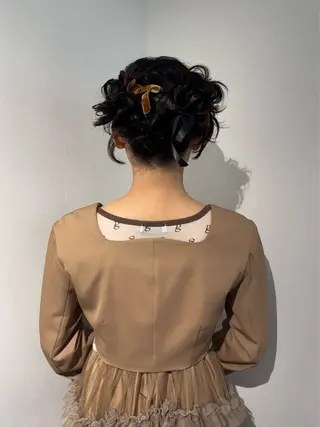 セミロング カラー ヘアアレンジ mina 🌷のヘアスタイル