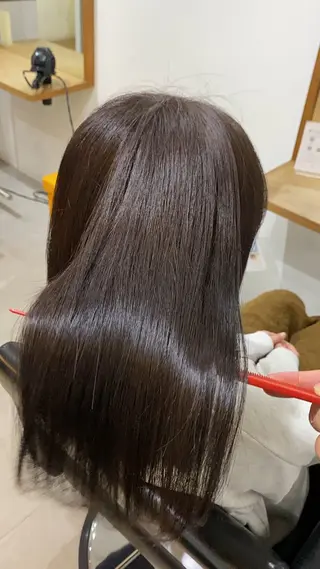 ミディアム 銀座⚜️【脱白髪染め 美髪矯正】トグチのヘアスタイル
