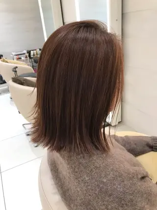 ショート カラー 石田 優菜のヘアスタイル