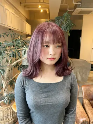 ミディアム カラー 髪質改善×ハイトーン レイヤー天神美容室のヘアスタイル