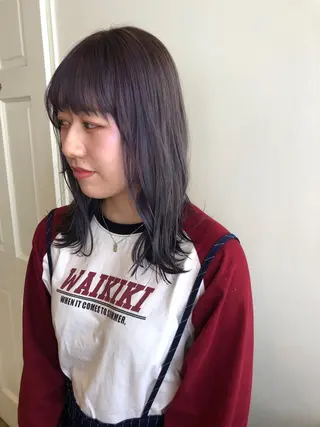 ミディアム カラー MIOベージュカラー 柔らかいカラーのヘアスタイル