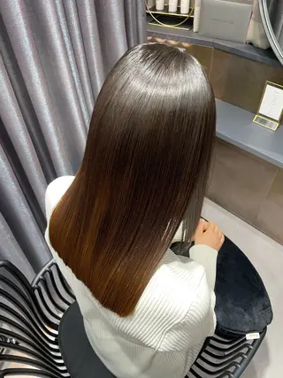 セミロング 半個室サロンyoures hair 髪質改善トリートメント東新宿店所属・榊原竜弥 髪質改善/美髪作りのヘアスタイル