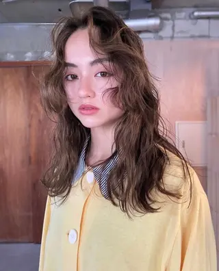 セミロング パーマ カラー CEINE OURのヘアスタイル