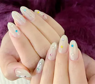 ネイル pink ladyサロン所属・べ にのネイルデザイン