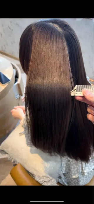 ロング 斎藤 悠人のヘアスタイル