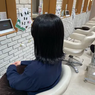 ミディアム 宮本 季奈のヘアスタイル