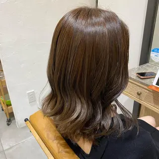 ミディアム カラー 髙田 知香のヘアスタイル