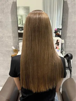 カラー Grow by NYNY 久野 結生のヘアスタイル