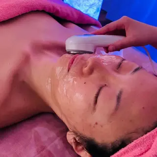 透明感の肌Lino malieのエステ・リラクイメージ