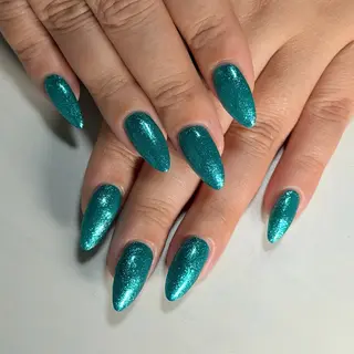 ネイル soleil所属・舞鶴 奈々美のネイルデザイン