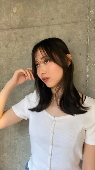 セミロング カラー 海外風レイヤー🥥 NANAのヘアスタイル