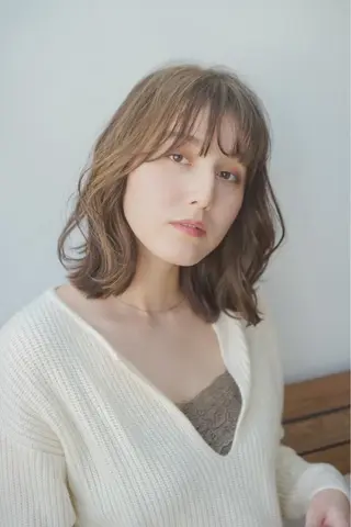 ミディアム 骨格/顔タイプ/ パーソナルカラー菅原のヘアスタイル