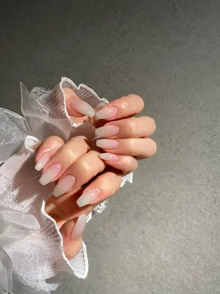 ネイル I-nailロング /ワンホン/キラキラのネイルデザイン