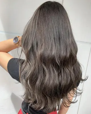 ロング カラー 髪質改善will hairdesignのヘアスタイル