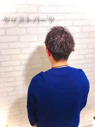 ショート パーマ メンズ 韓国風/小顔レイヤー /艶カラーのヘアスタイル