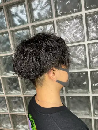 ミディアム パーマ メンズ 美容師歴18年 ALBA 齊藤のヘアスタイル