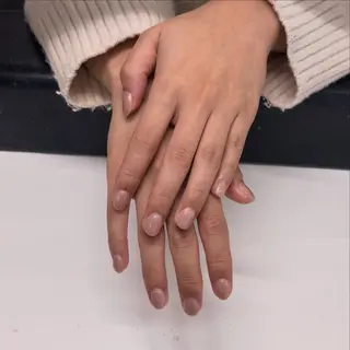 カラー ネイルサロンエーナイン平岡店所属・Aoi Satouのネイルデザイン