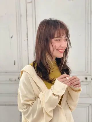 セミロング aria足立 美緒のヘアスタイル