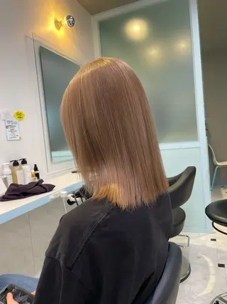 セミロング 🩷モテ髪＆透明感 🩷ミルクティー🩷のヘアスタイル