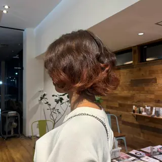 カラー 西澤 希のヘアスタイル