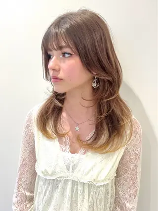 セミロング レイヤー⭐️カラー ⭐️平川雅史のヘアスタイル