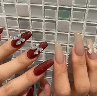 ネイル UniqueNail 長さだし専門店のネイルデザイン