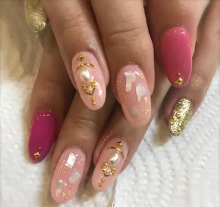 ネイル マルサンカクシカク所属・○△□ 守口市のネイルデザイン