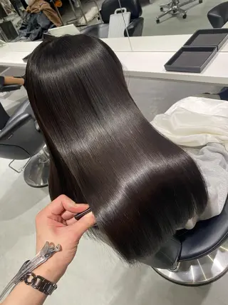 セミロング GINGER所属・GINGER yohのヘアスタイル