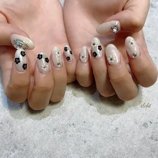 ネイル Rio 𓍼のネイルデザイン