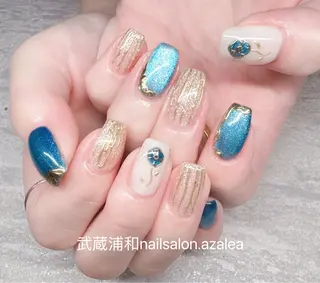 ネイル R inのネイルデザイン