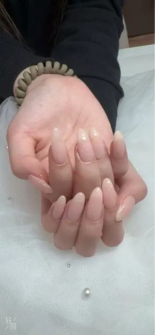 ネイル Fairyフェアリーネイルサロン所属・ゴ .のネイルデザイン