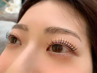 マツエク・マツパ Lua eye beautyのぞみ野店所属・岩永 理咲の眉毛・アイブロウイメージ