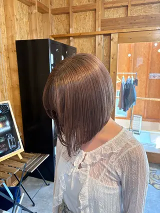 カラー まろみ暖色×ボブ ×chia🕯のヘアスタイル