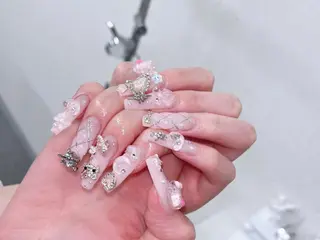 ネイル グロー ネイルのネイルデザイン