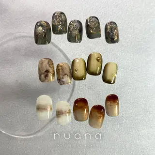 ネイル 阿武 美海のネイルデザイン