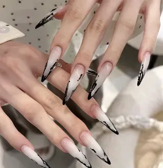 ネイル 長さだし専門店 M2　rikaのネイルデザイン