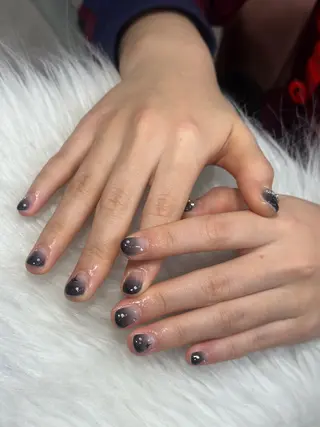 ネイル LAVISH nanamiのネイルデザイン