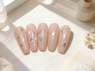 ネイル メルシー リリのネイルデザイン