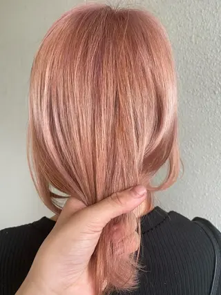 ミディアム Crea la Luce 天神西通り店【クレアラルーチェ】所属・クレアラルーチェ 天神西通りのマツエク・マツパデザイン