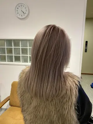 ミディアム カラー JILBLAN京都 ショート/ハイライトのヘアスタイル