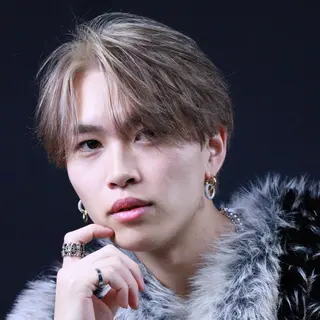 カラー メンズ 💙垢抜け/モテヘア KEISHO🩶のヘアスタイル